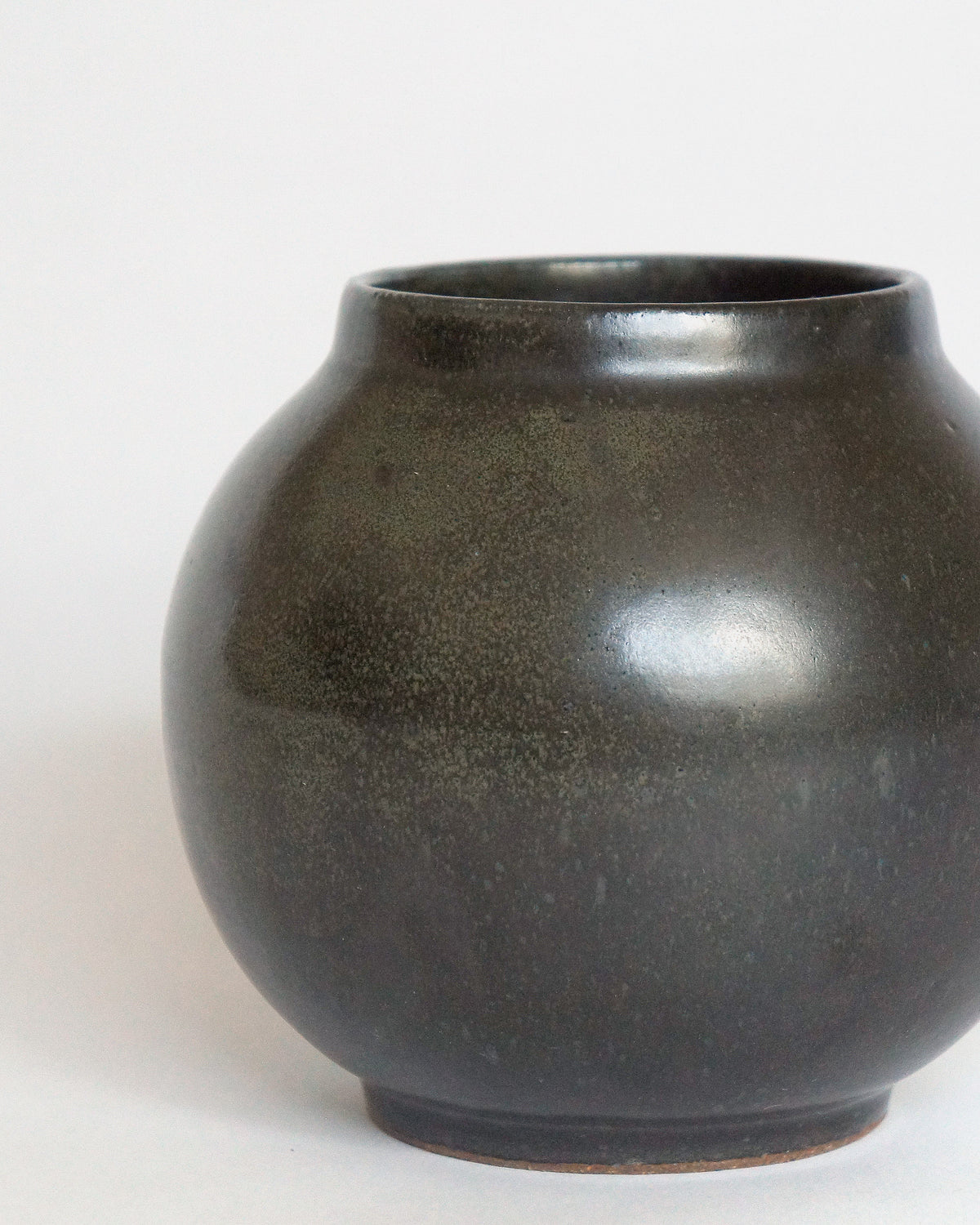 Round Vase 317