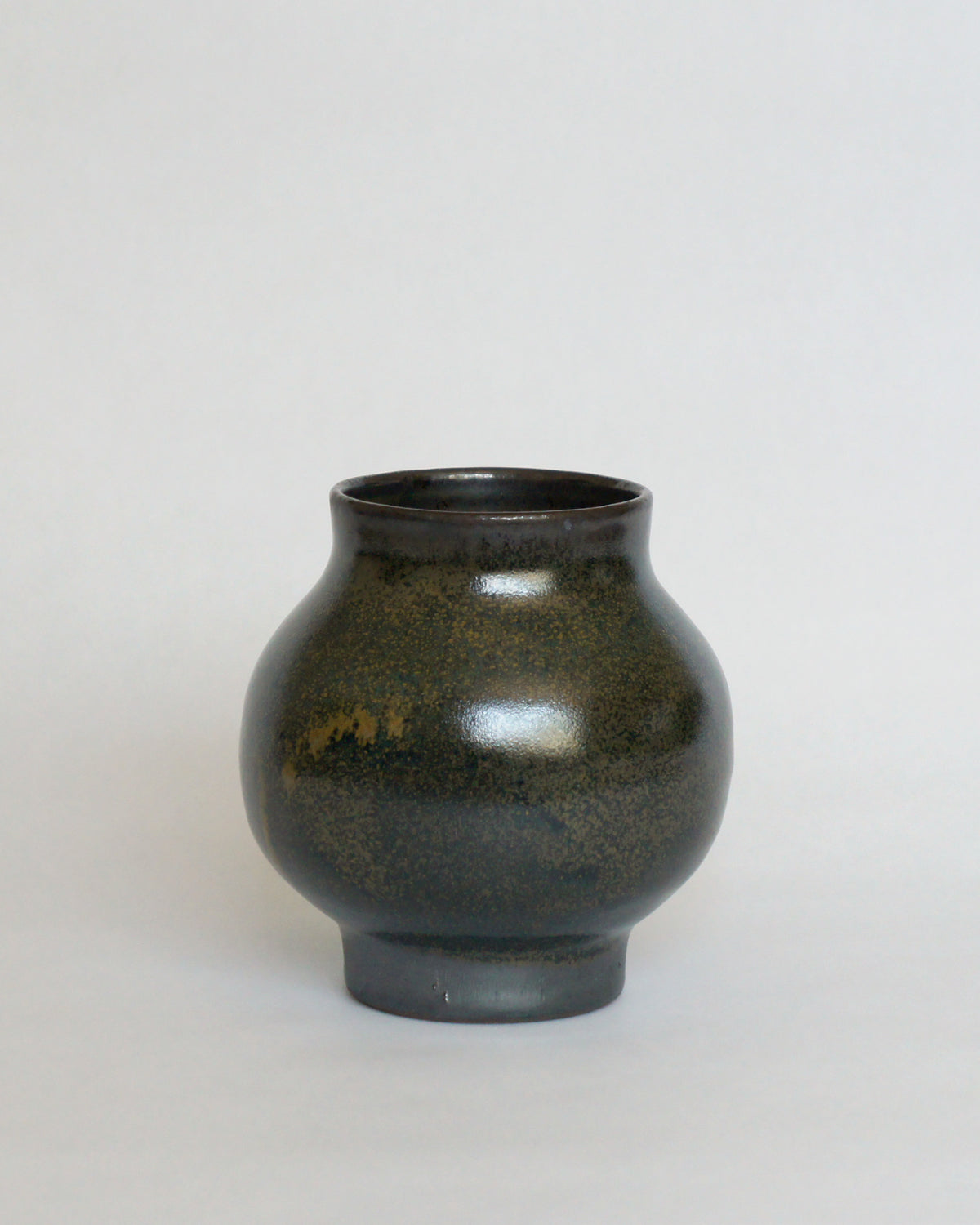 Round Vase 311