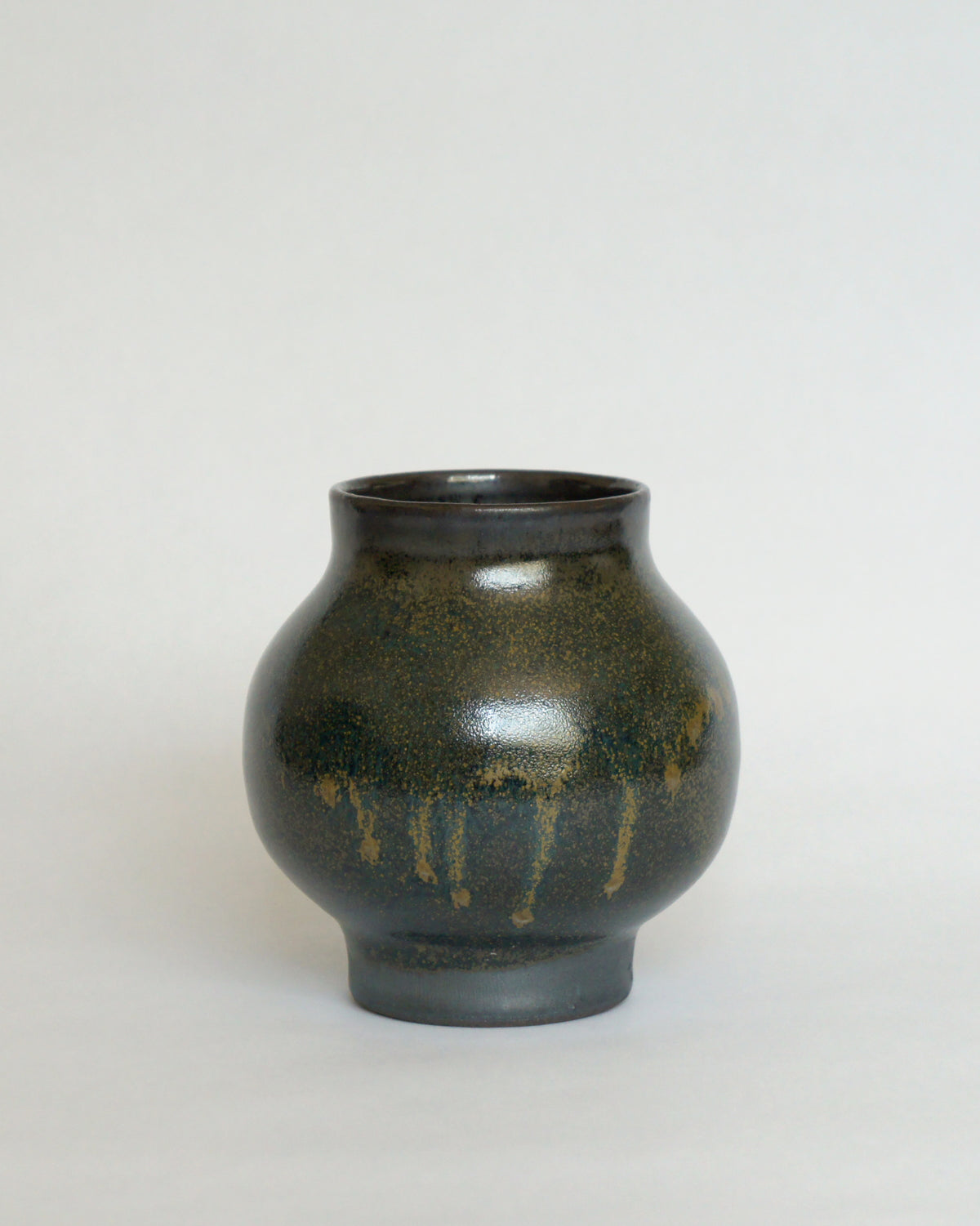 Round Vase 311