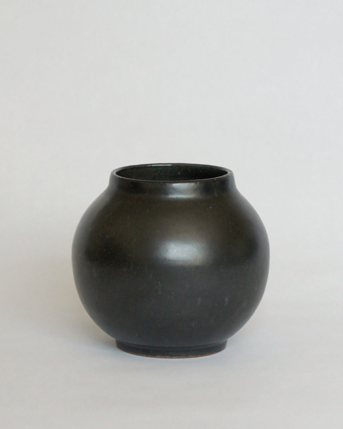 Round Vase 317