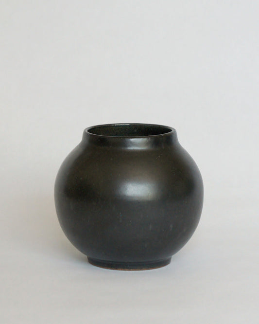 Round Vase